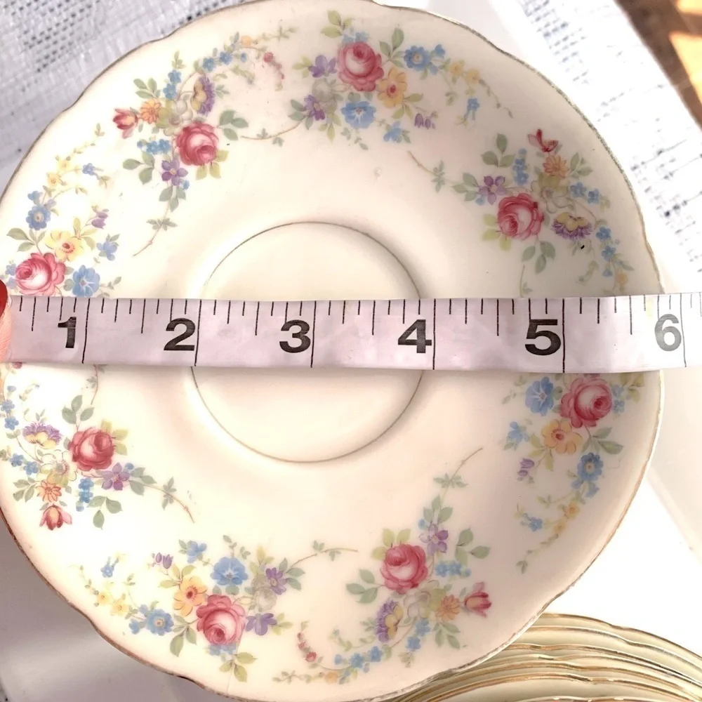 KPM Royal Ivory- Riviera Floral Pattern Set of 4 China